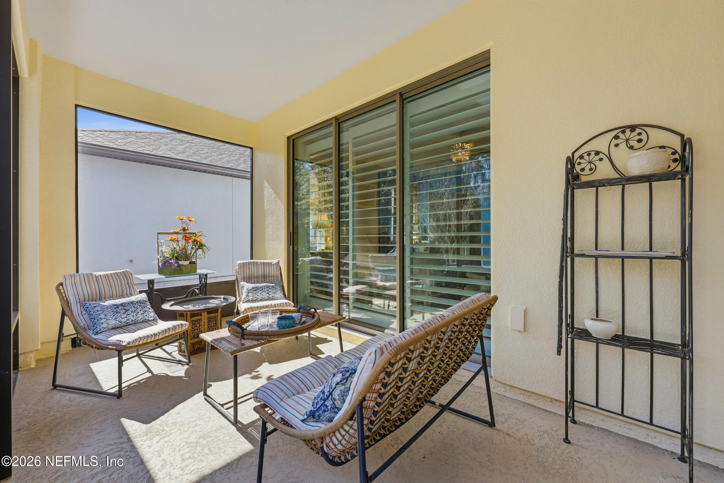 248 Hawks Harbor Road Ponte Vedra, FL 32081 - Photo 21 of 52 a living room with furniture