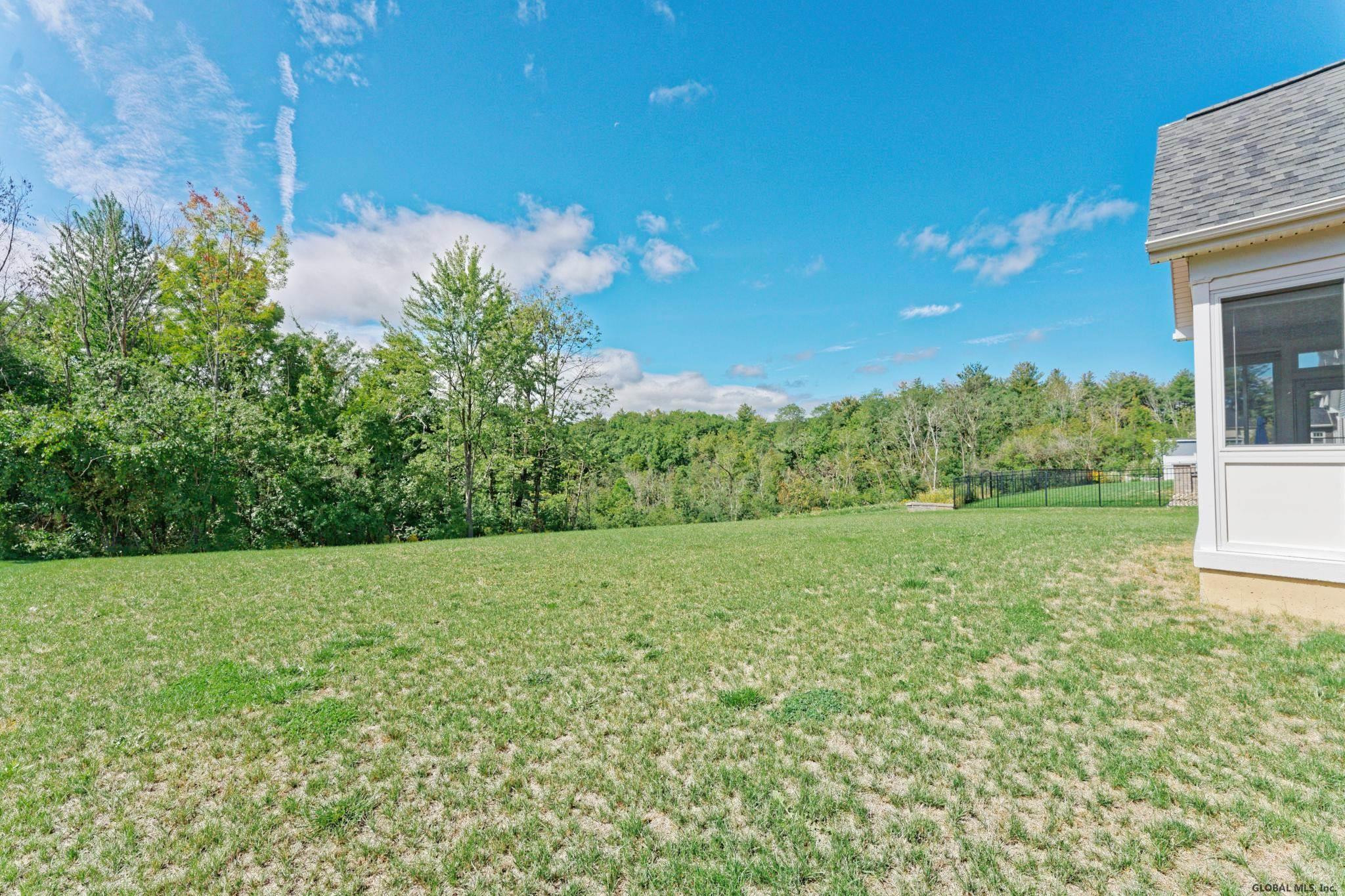 33 Charterpoint Road Colonie, NY 12189 - Photo 6 of 29 Photo 6