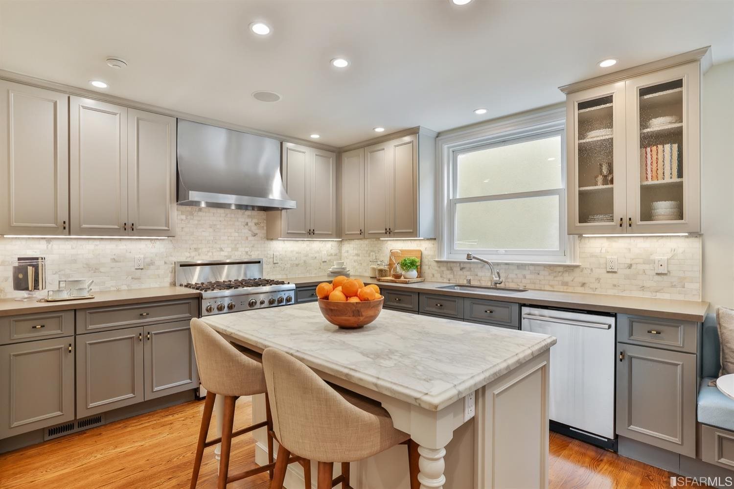 1663 Beach Street San Francisco, CA 94123 - Photo 11 of 35