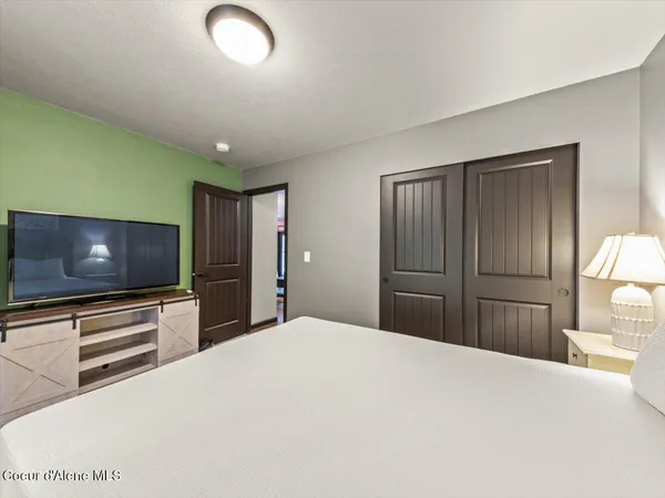 $777,000 | 68 Outback Ridge Road, Spirit Lake, ID 83869