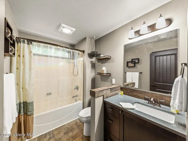 $799,000 | 68 Outback Ridge Road, Spirit Lake, ID 83869