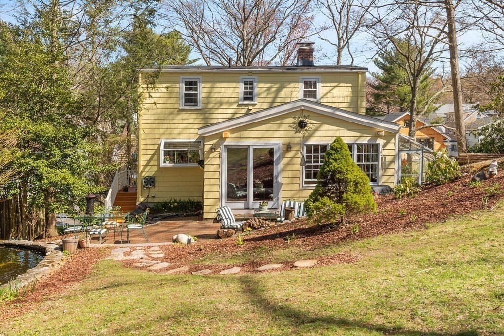 16 Payson Road Brookline, MA 02467 - Photo 2 of 34