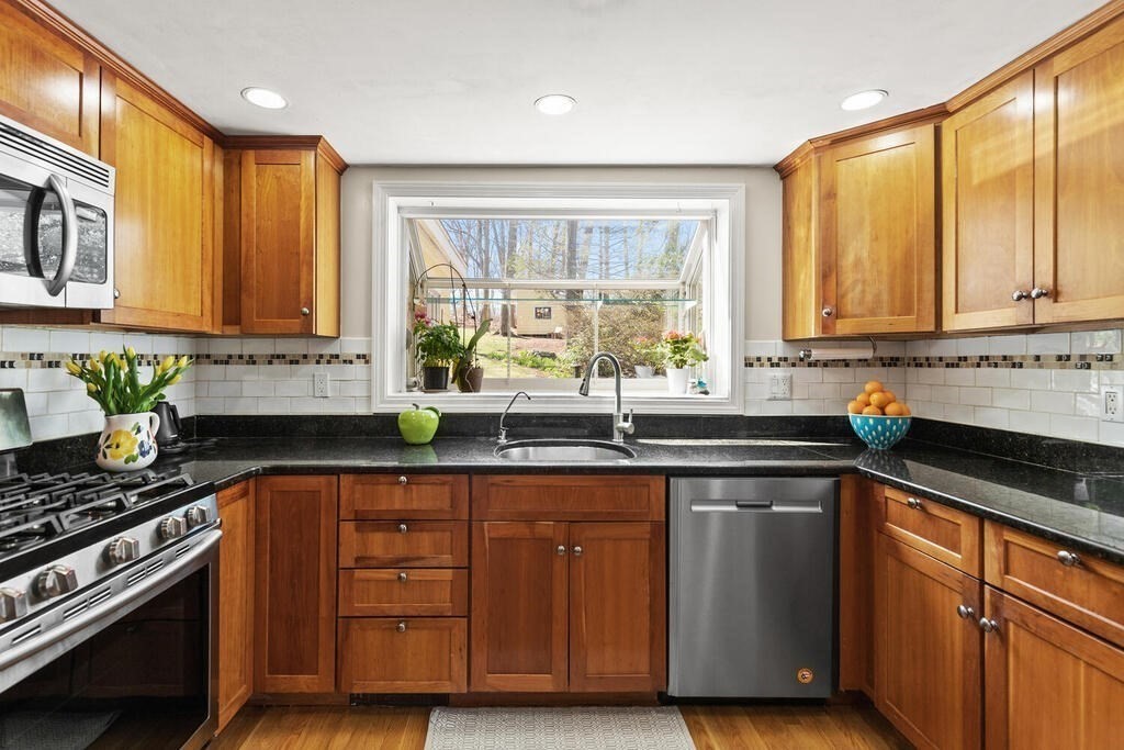 16 Payson Road Brookline, MA 02467 - Photo 10 of 34