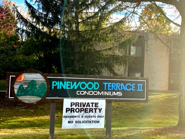 $204,900 | 1105 East Division Street, Unit 1B, Lockport, IL 60441