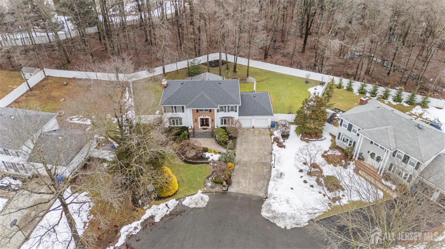 8 Willow Ridge Court Old Bridge, NJ 07747 - Photo 2 of 54