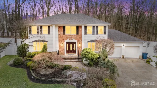 $1,095,000 | 8 Willow Ridge Court, Old Bridge, NJ 07747