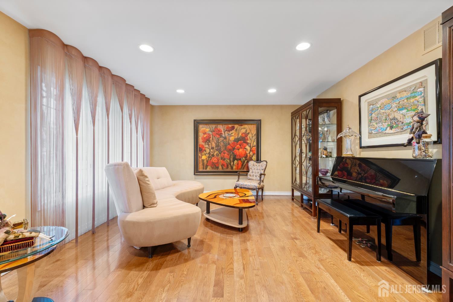 8 Willow Ridge Court Old Bridge, NJ 07747 - Photo 8 of 54