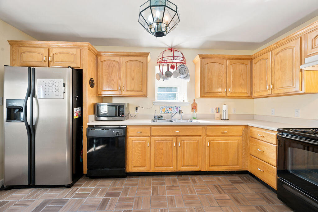 1254 Mahan Road Summerville, GA 30747 - Photo 26 of 50 Kitchen