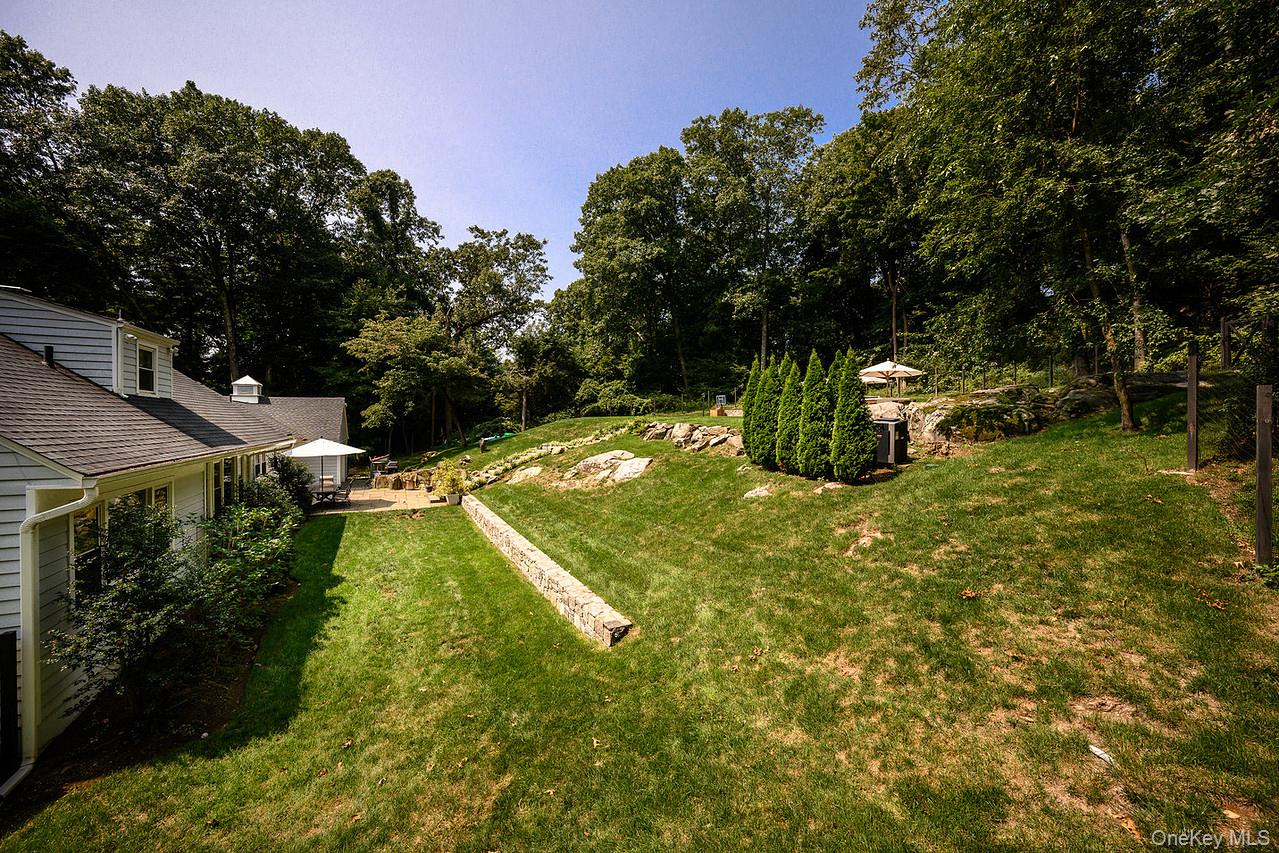 36 Pond Hill Road Chappaqua, NY 10514 - Photo 29 of 32 a view of an outdoor space