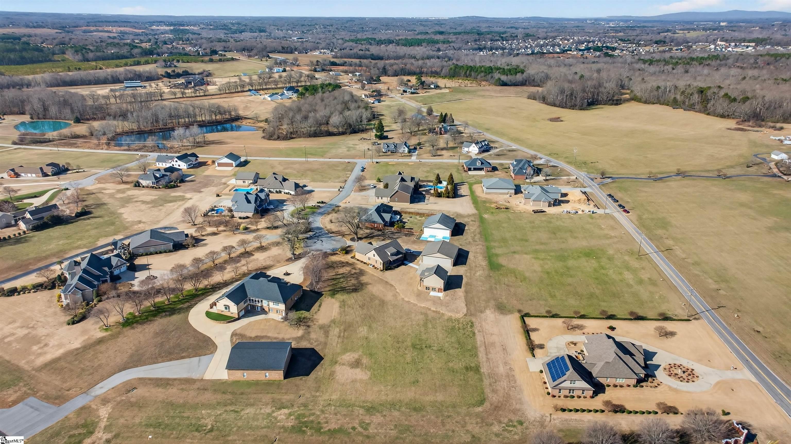 227 Vista Pointe Drive Greer, SC 29651 - Photo 5 of 7