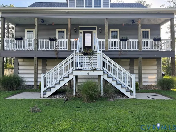 $695,000 | 4 Walters Lane, Poquoson, VA 23662