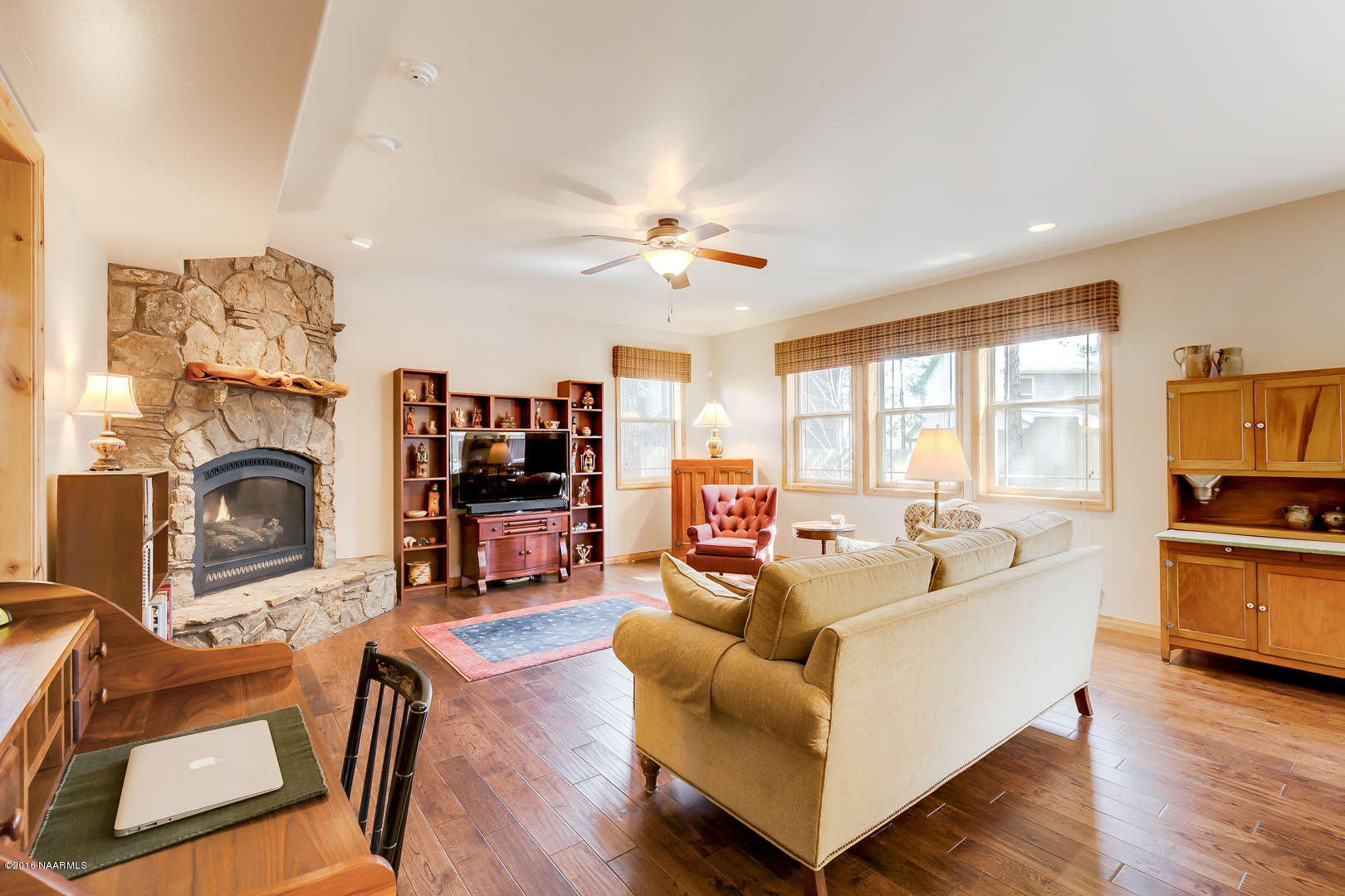 5000 South Pyrite Road Flagstaff, AZ 86005 - Photo 17 of 45 Great Room