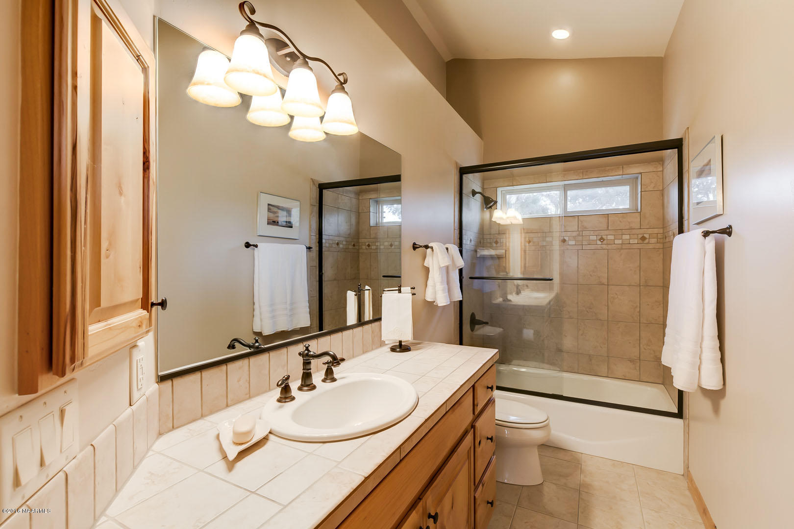 5000 South Pyrite Road Flagstaff, AZ 86005 - Photo 36 of 45 2nd bathroom