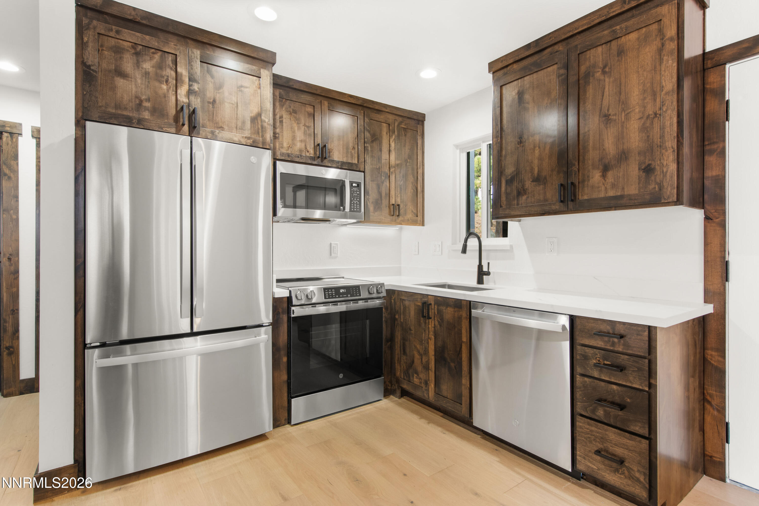 307 Galaxy Lane, Unit B Stateline, NV 89449 - Photo 7 of 26 307GalaxyLnUnitB(interiors)(6of12)