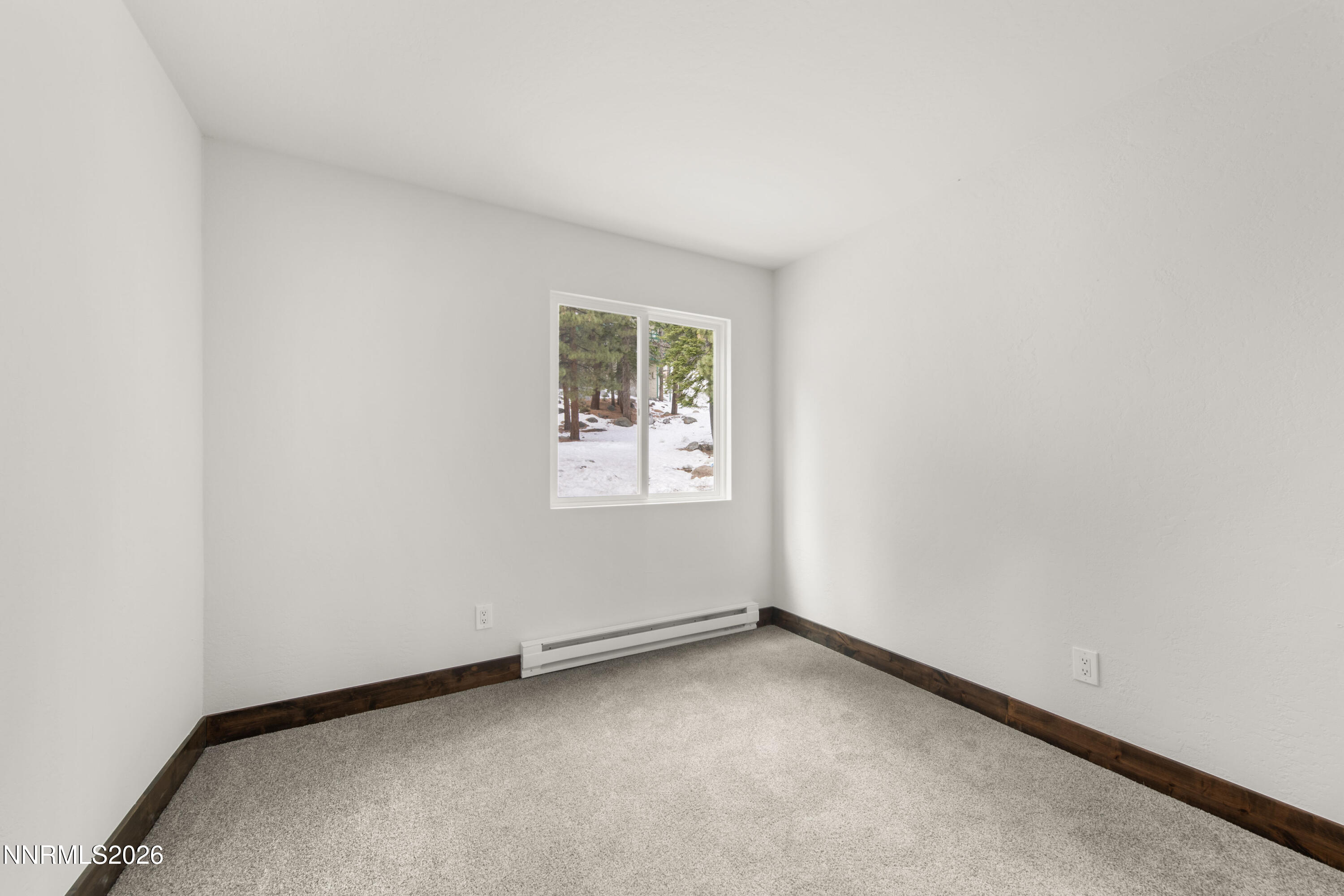 307 Galaxy Lane, Unit B Stateline, NV 89449 - Photo 8 of 26 307GalaxyLnUnitB(interiors)(8of12)