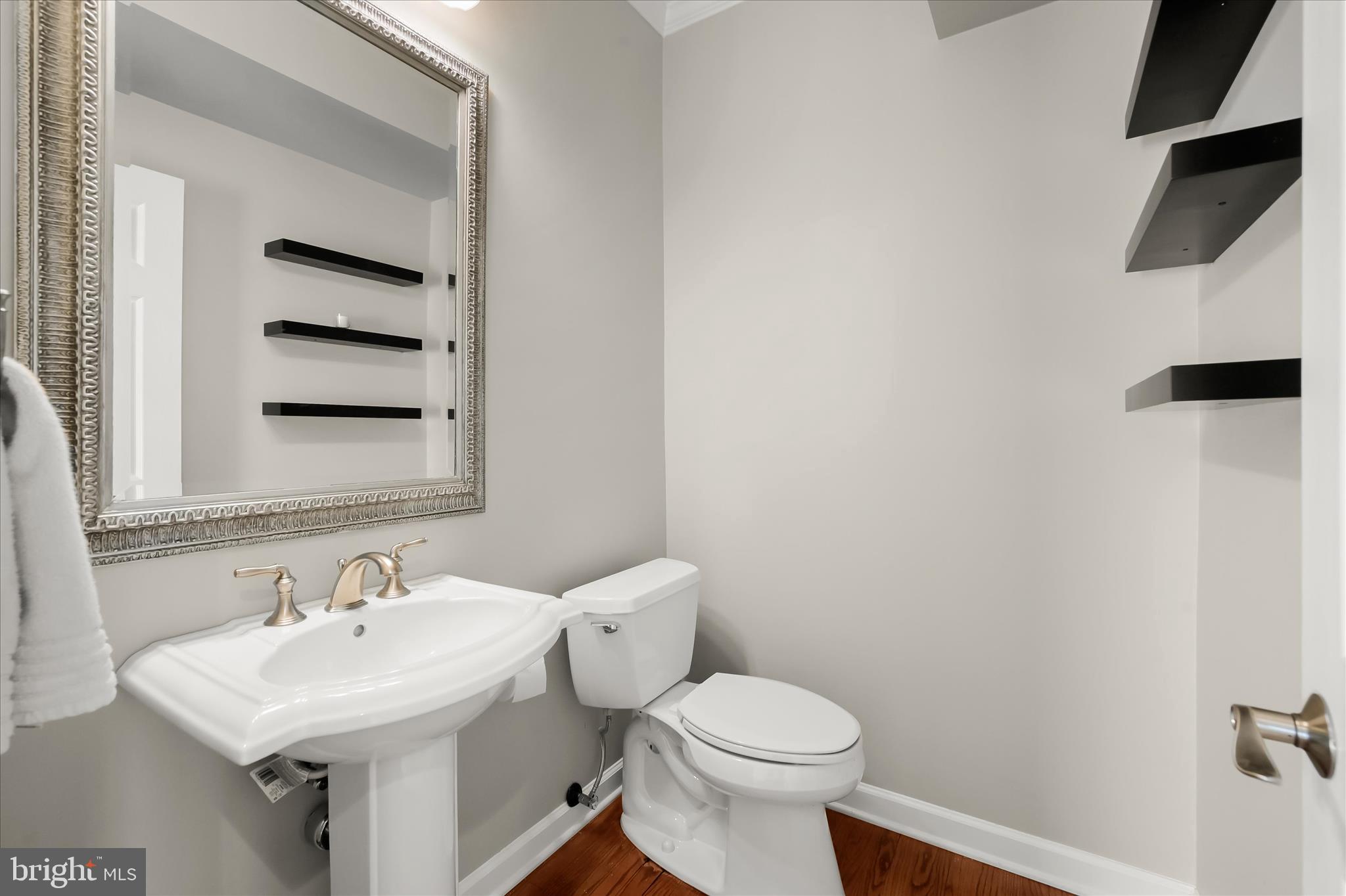 15101 Union Chapel Road Woodbine, MD 21797 - Photo 43 of 105 Powder room