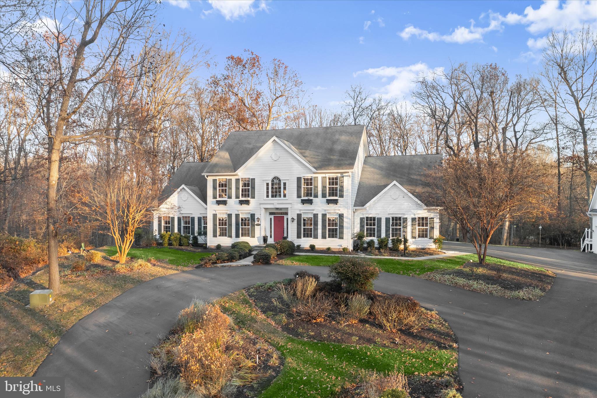 15101 Union Chapel Road Woodbine, MD 21797 - Photo 7 of 14 Front exterior / circular driveway