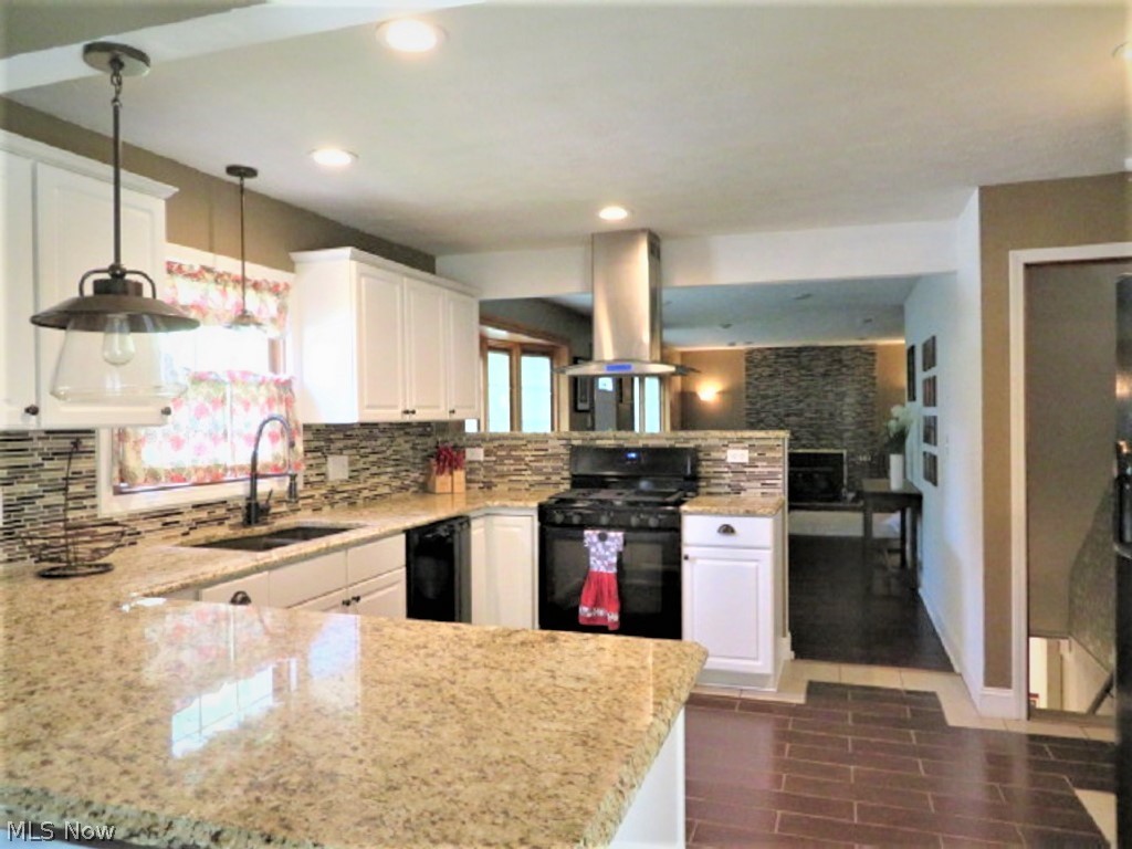 4809 Manchester Road Akron, OH 44319 - Photo 7 of 25 Gallery Image 7
