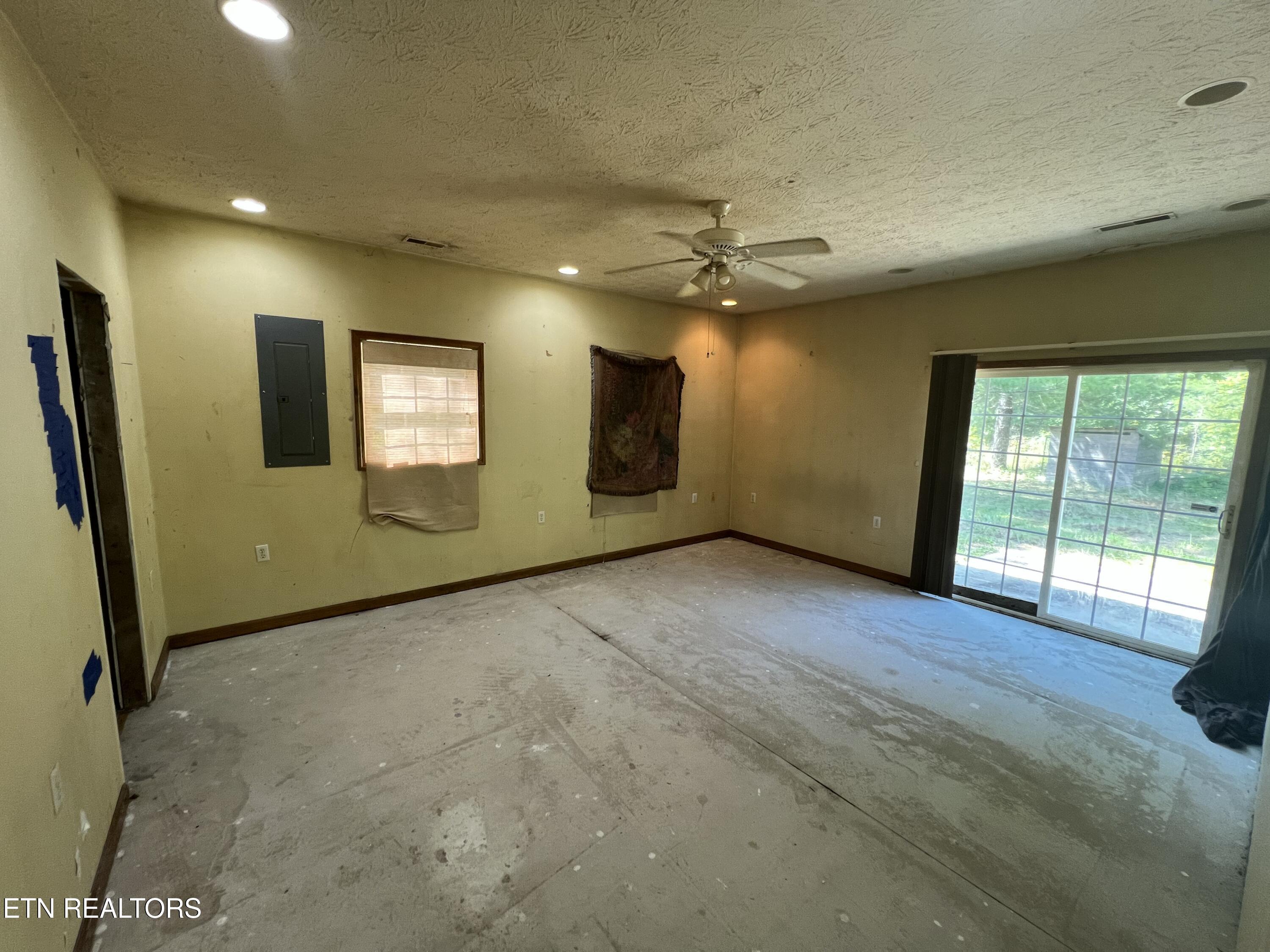 100 High Flats Road Monterey, TN 38574 - Photo 16 of 37 IMG_2769