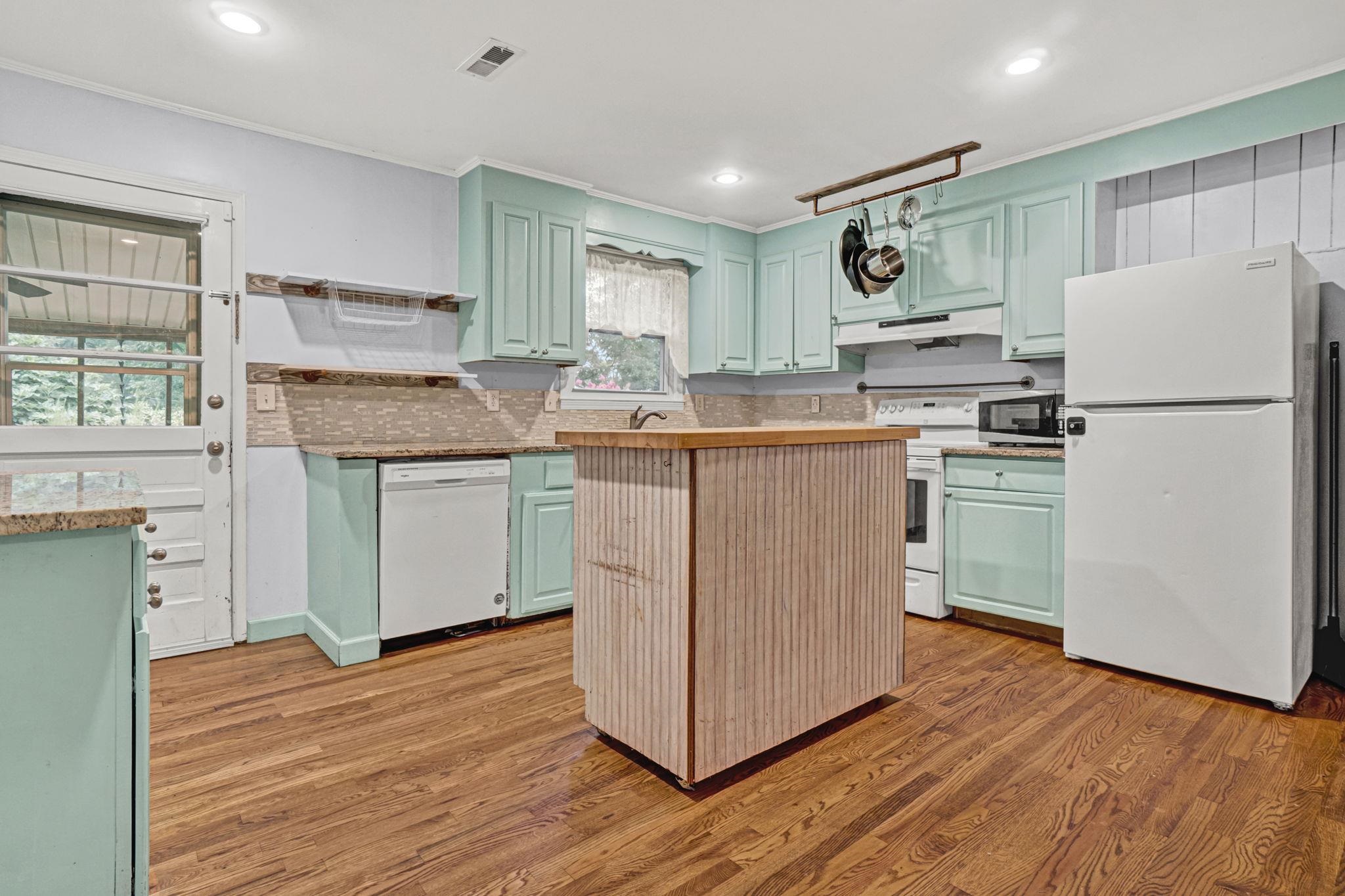 164 Childs Drive Sunset, SC 29685 - Photo 11 of 42