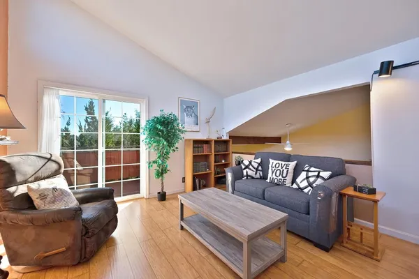 $399,900 | 197 Blackberry Court, Unit 10, Auburn, CA 95603