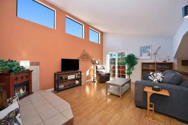 $399,900 | 197 Blackberry Court, Unit 10, Auburn, CA 95603