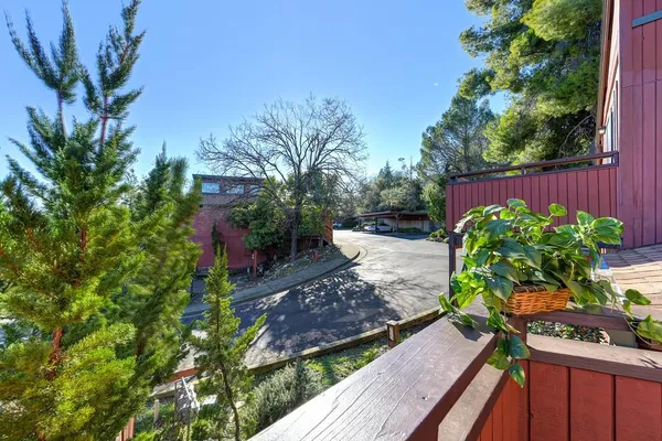 $399,900 | 197 Blackberry Court, Unit 10, Auburn, CA 95603