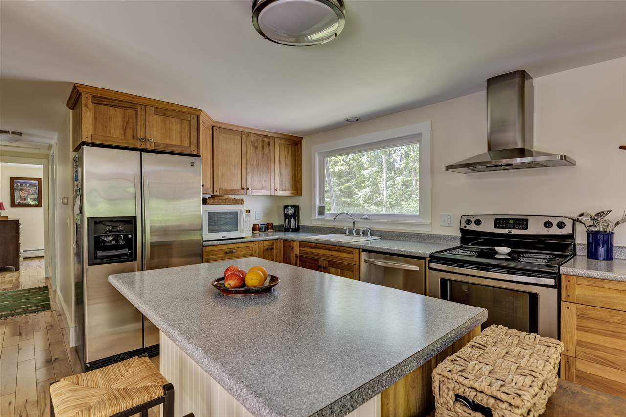 123 Mountain Road New London, NH 03257 - Photo 13 of 24 Gallery Image 13