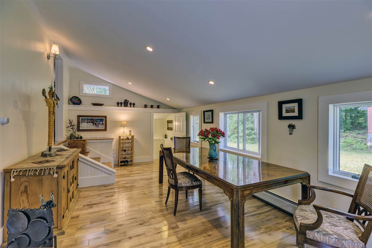 123 Mountain Road New London, NH 03257 - Photo 5 of 24 Gallery Image 5