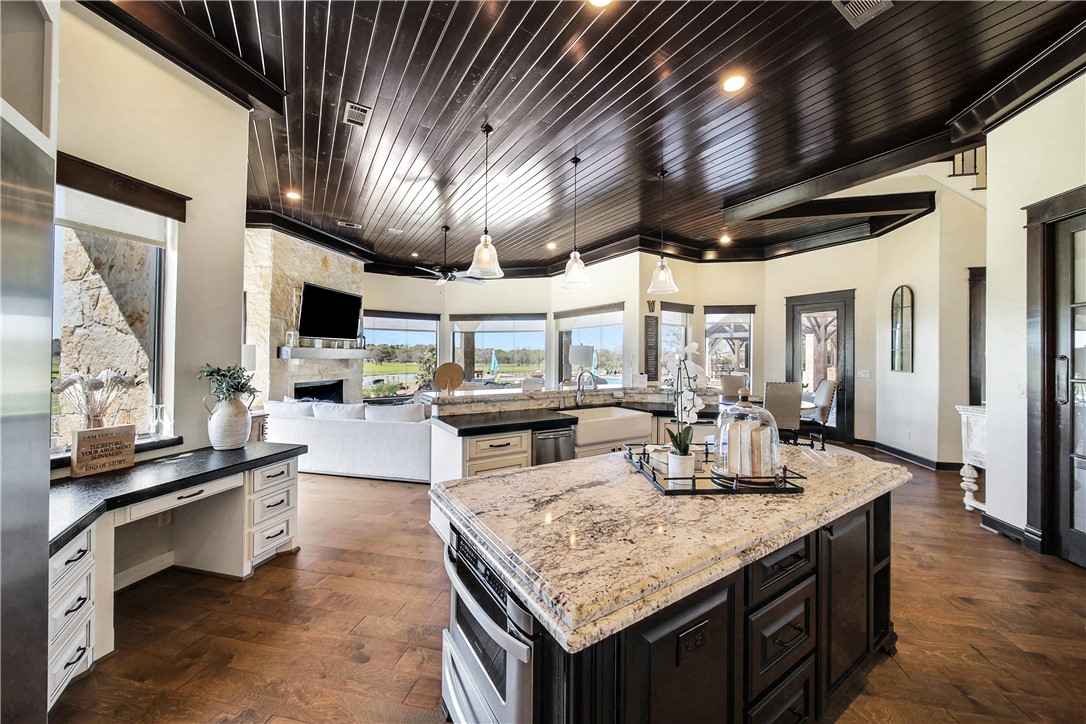 2289 Old Dobbin Road Montgomery, TX 77316 - Photo 15 of 50 a kitchen with lots of counter top space