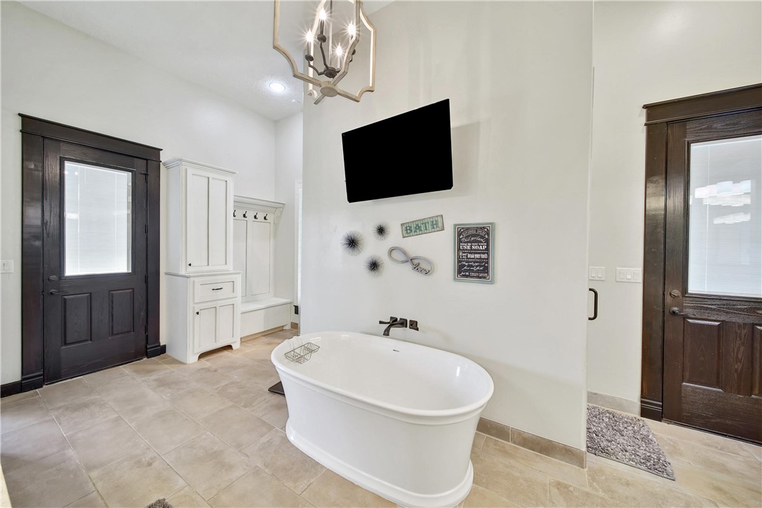 2289 Old Dobbin Road Montgomery, TX 77316 - Photo 22 of 50 a bathroom with a sink and a mirror