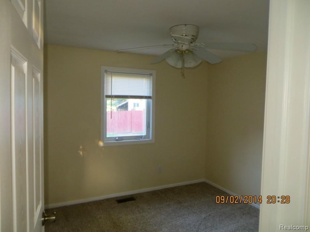 7163 Porter Road Grand Blanc, MI 48439 - Photo 12 of 36 IMG_0271.jpg