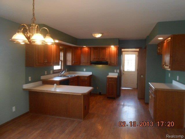 7946 Scofield Road Maybee, MI 48159 - Photo 4 of 13 7946 Scofield Kitchen.JPG