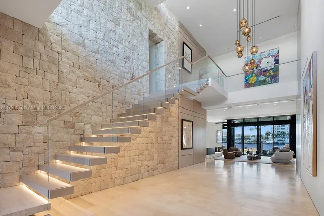 a view of entryway with livingroom and hall