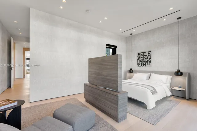 a view of house with outdoor seating