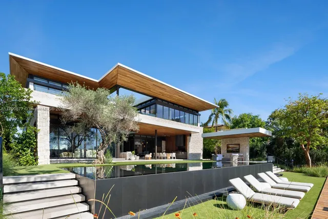 $29,950,000 | 194 South Island Road, Golden Beach, FL 33160