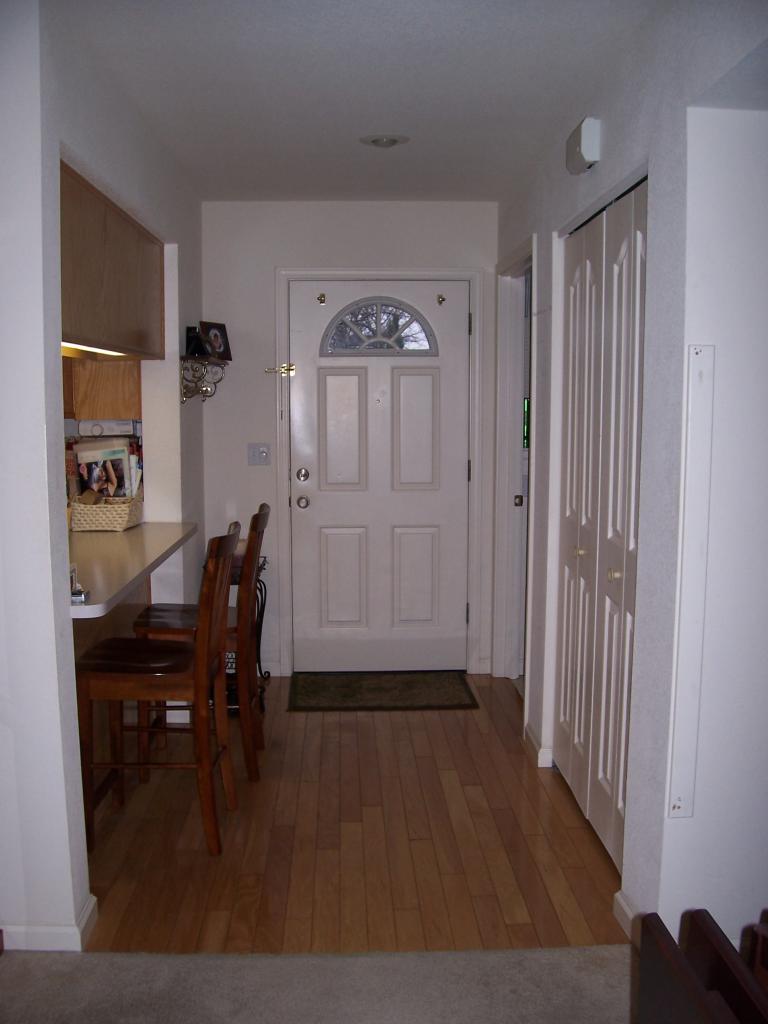 3290 Santa Rosa Way Redding, CA 96003 - Photo 2 of 22 Entrance