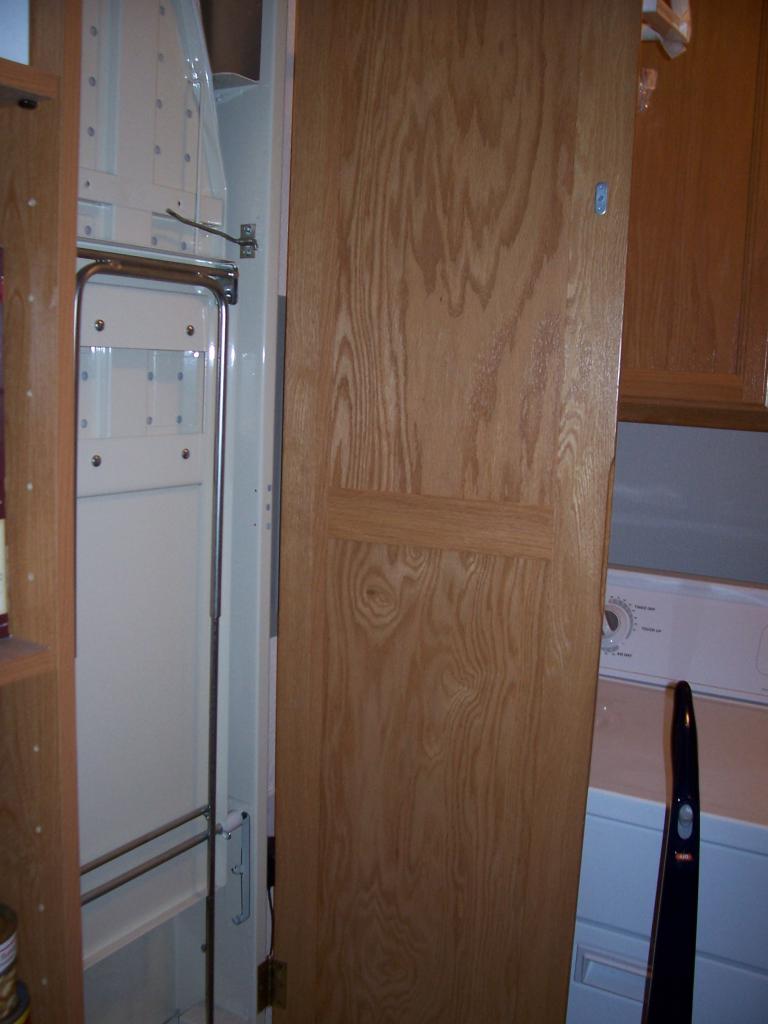 3290 Santa Rosa Way Redding, CA 96003 - Photo 5 of 22 Hide-an-ironing board