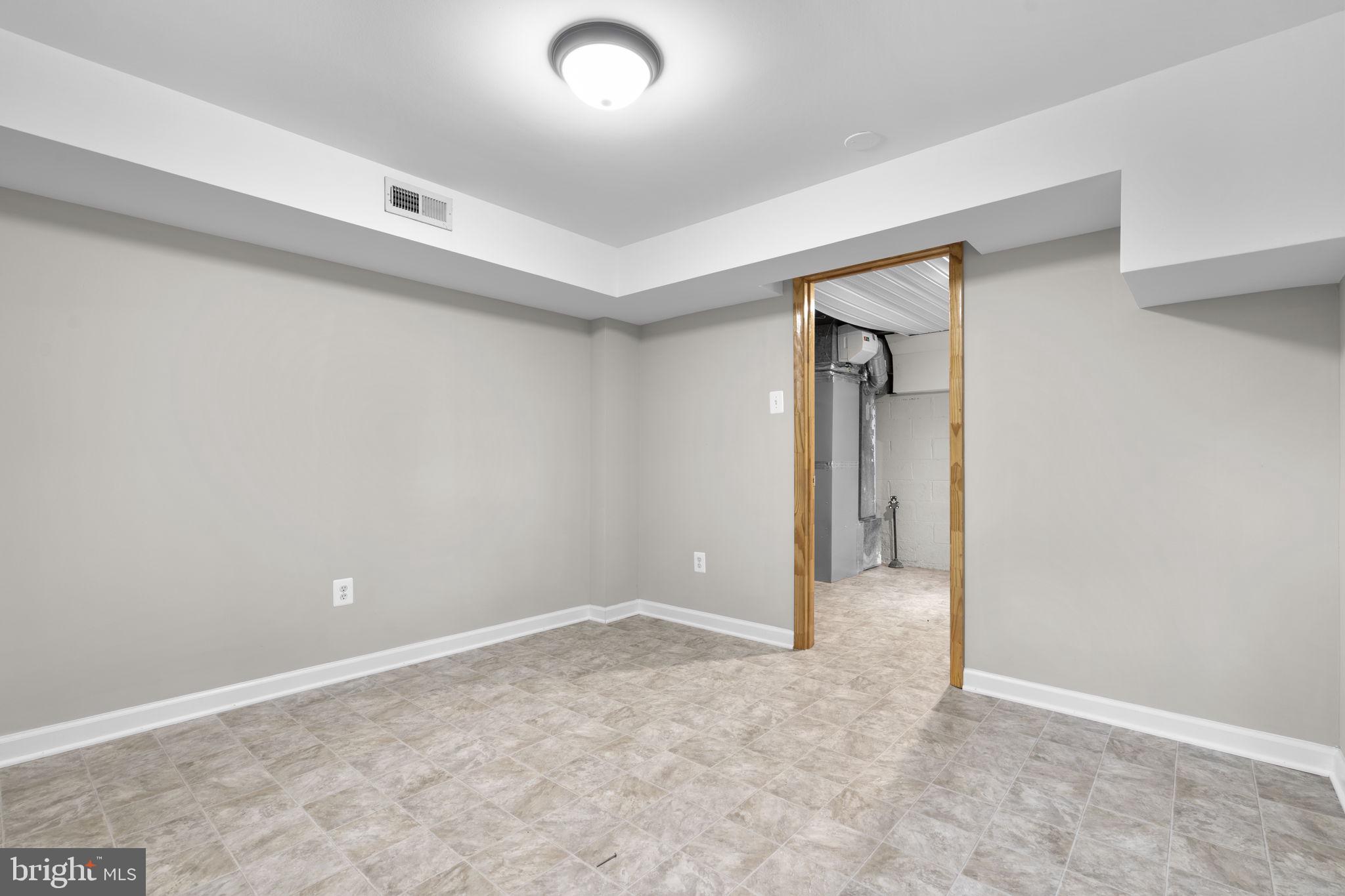 1585 Kimblewick Road Potomac, MD 20854 - Photo 56 of 60
