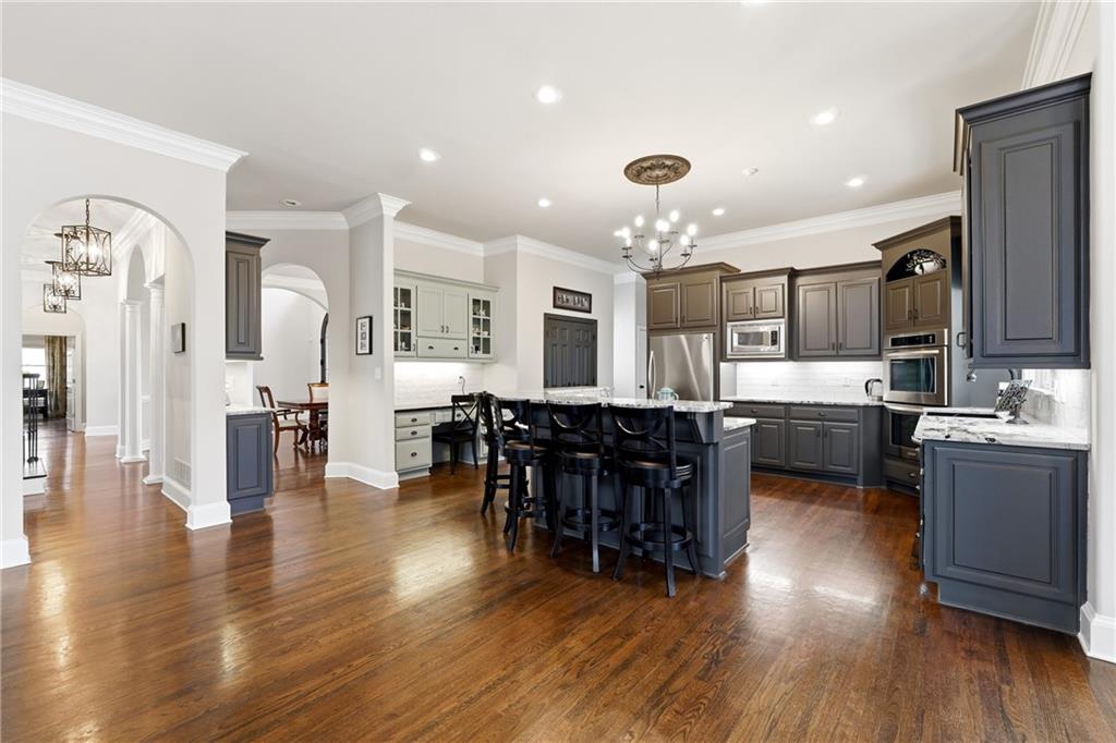 9885 Nature Mill Road Johns Creek, GA 30022 - Photo 15 of 58