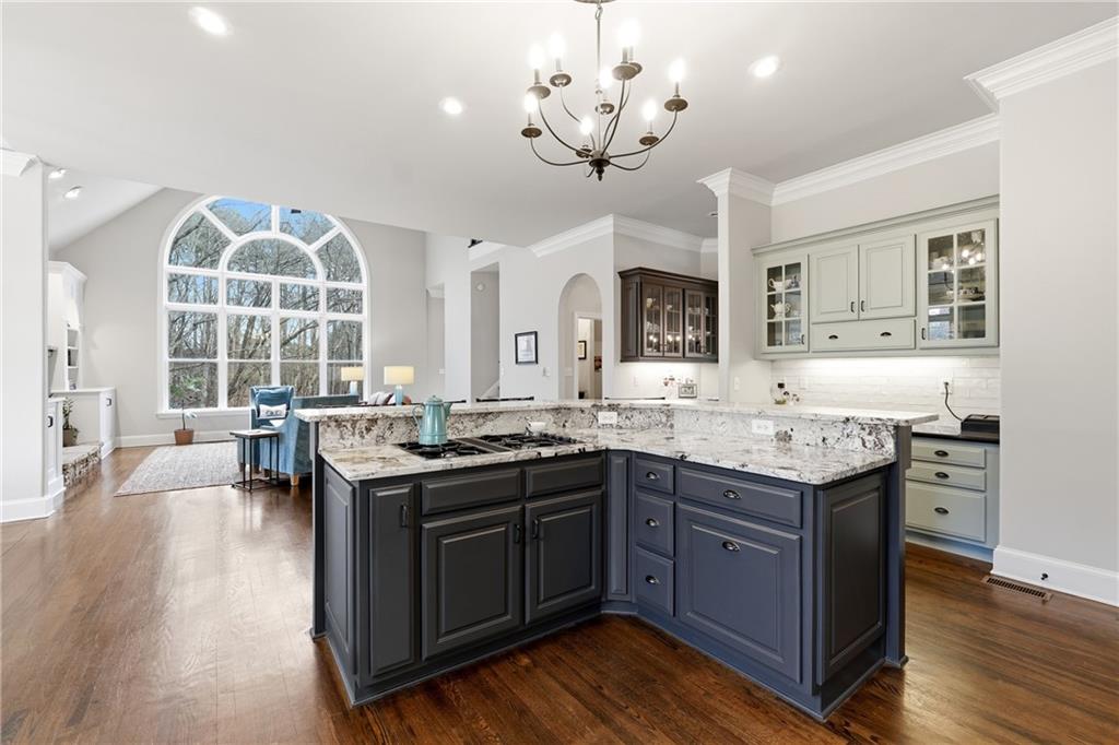 9885 Nature Mill Road Johns Creek, GA 30022 - Photo 17 of 58