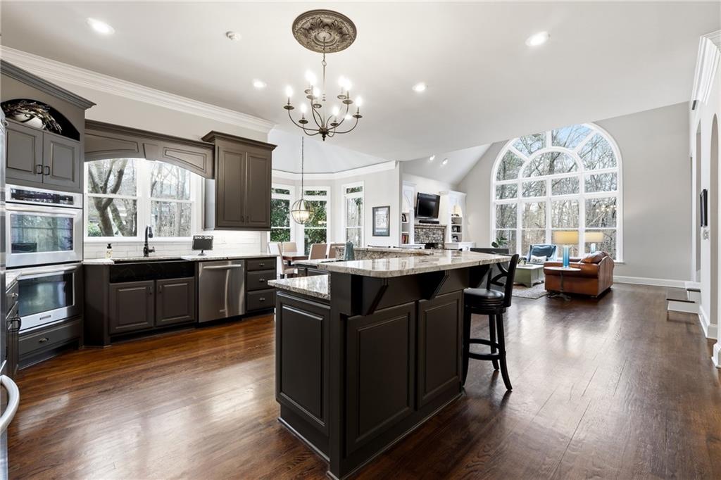 9885 Nature Mill Road Johns Creek, GA 30022 - Photo 18 of 58