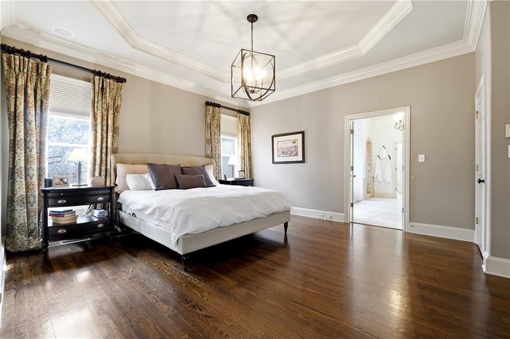 9885 Nature Mill Road Johns Creek, GA 30022 - Photo 24 of 58