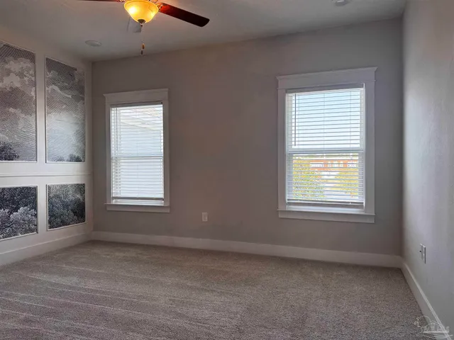 $2,400 | 743 North A Street, Pensacola, FL 32501