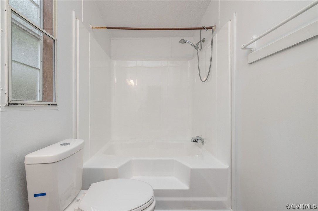 27323 Perkins Road Petersburg, VA 23805 - Photo 21 of 31 Gallery Image 21