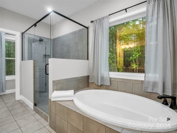 $675,000 | 10305 Green River Cove Road, Mill Spring, NC 28756