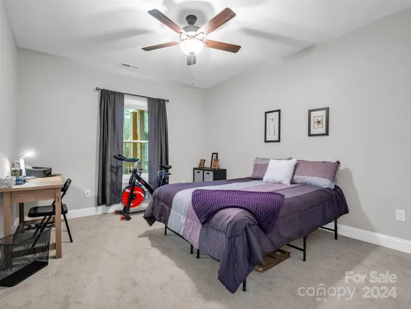 $675,000 | 10305 Green River Cove Road, Mill Spring, NC 28756