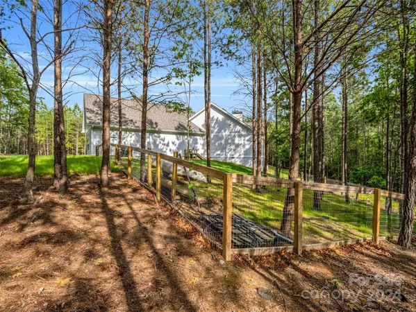 $675,000 | 10305 Green River Cove Road, Mill Spring, NC 28756
