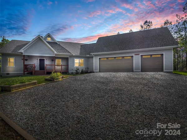 $675,000 | 10305 Green River Cove Road, Mill Spring, NC 28756