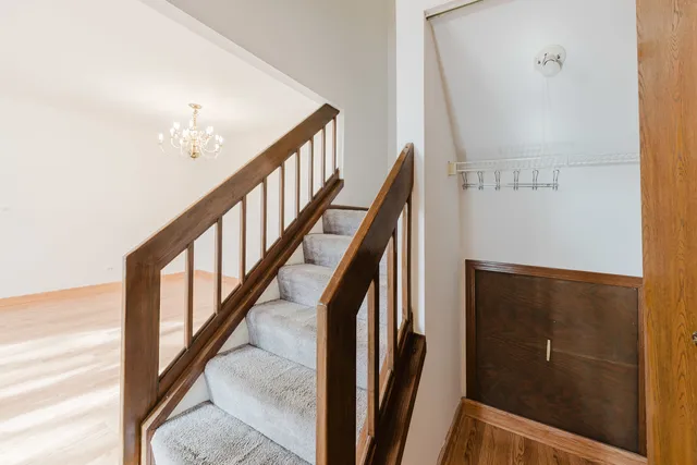 $360,000 | 122 Brittany Drive, Streamwood, IL 60107